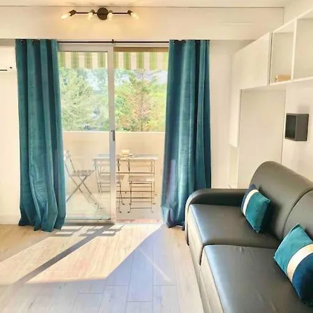 Lejlighed Appart-studio Classe 2 Etoiles Climatise Avec Parking Prive